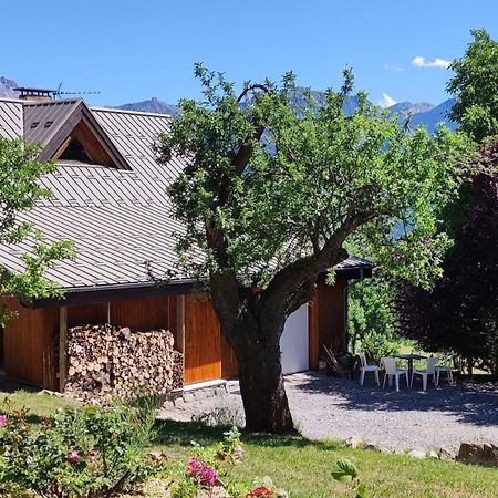 Chalet Mounette Ski Sauna Lac Embrun Puy-Sanieres Exterior photo